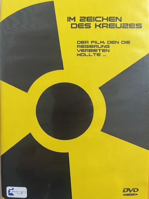 Film „Im Zeichen des Kreuzes“ – PflanzenEck bei Nacht